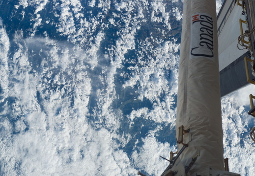 STS116-E-06252
