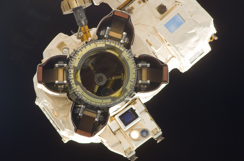 STS116-E-06291.jpg