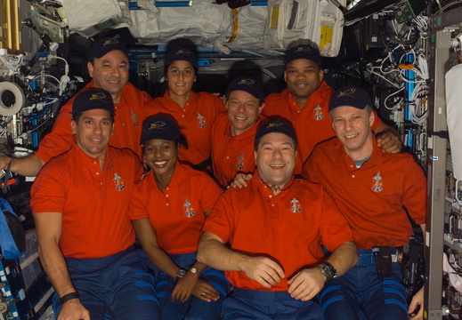 STS116-E-06429