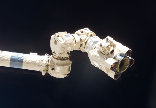 STS116-E-06583