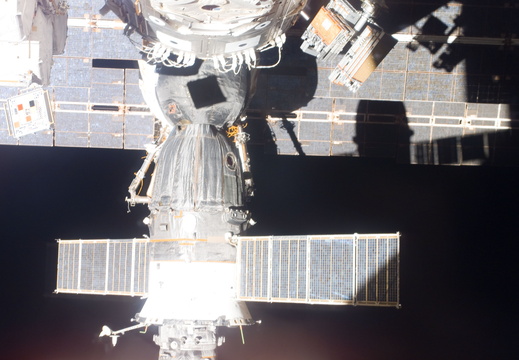 STS116-E-06741