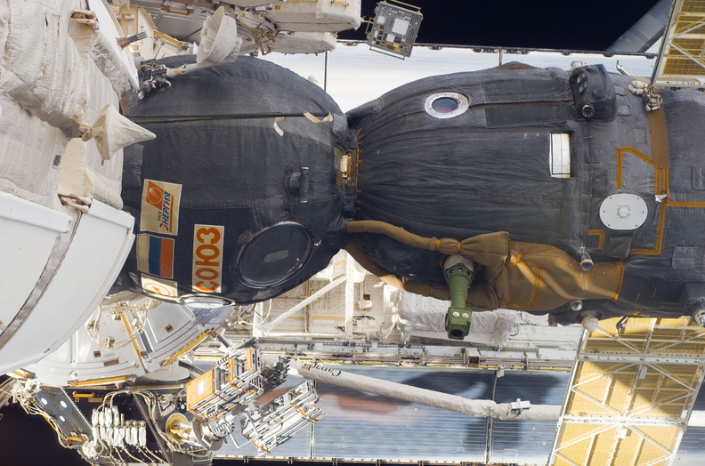 STS116-E-07024.jpg