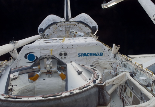 STS116-E-07277
