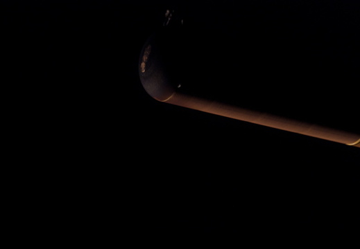 STS117-E-05004