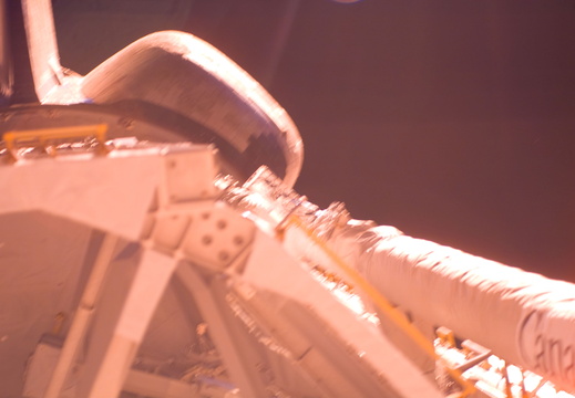 STS117-E-05020