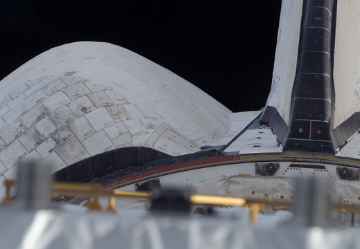 STS117-E-05041