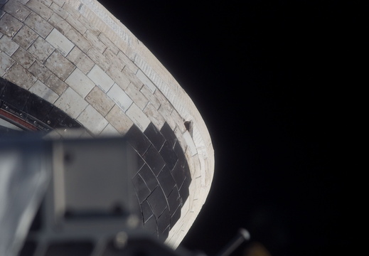 STS117-E-05116
