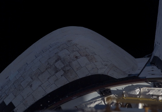 STS117-E-05131