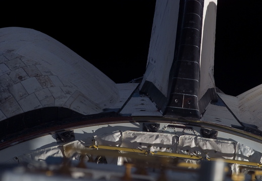STS117-E-05132