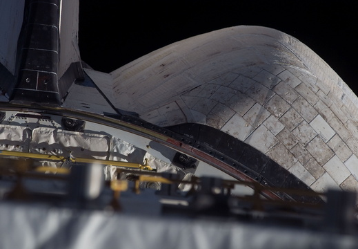 STS117-E-05134