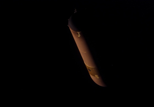 STS117-E-05150