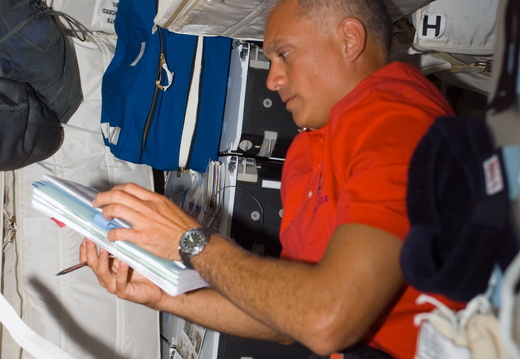 STS117-E-06666