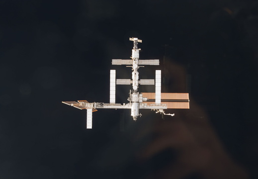 STS117-E-06962
