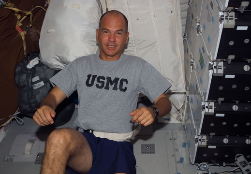 STS117-E-07005