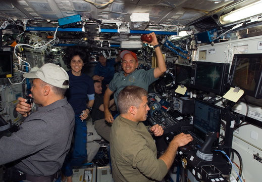 STS117-E-07105