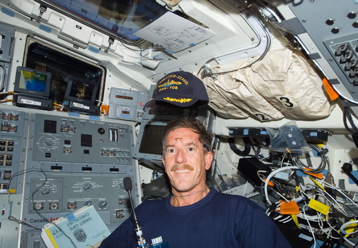 STS117-E-07200