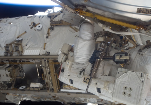 STS117-E-07541