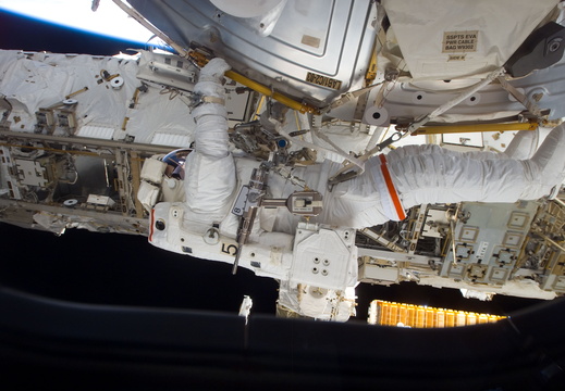 STS117-E-07544