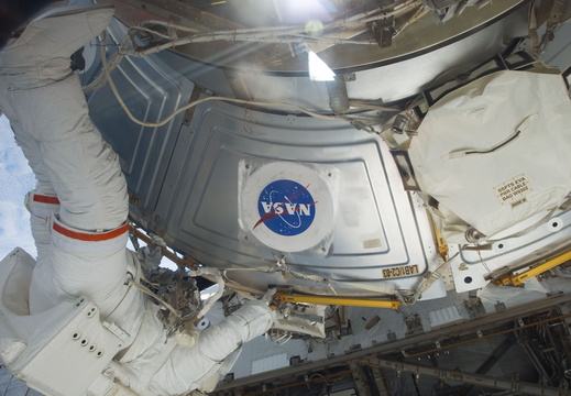 STS117-E-07587