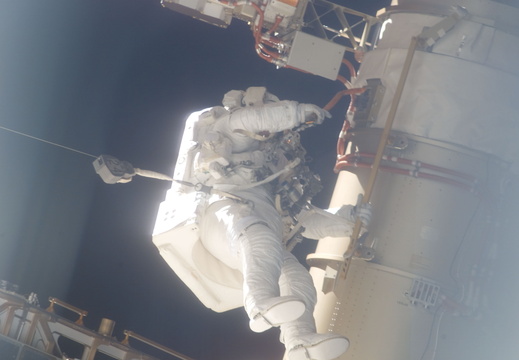 STS117-E-07596