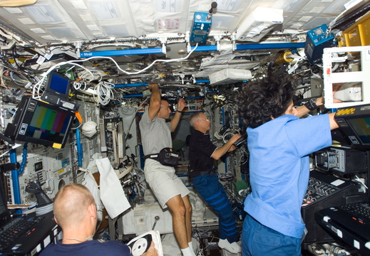 STS117-E-07645