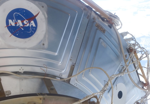 STS117-E-07653