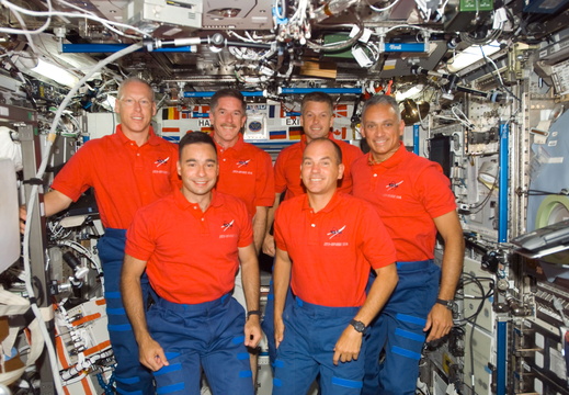 STS117-E-07680
