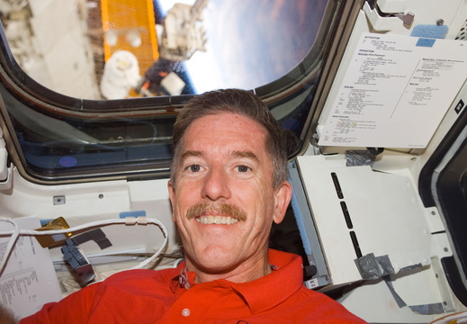 STS117-E-07805
