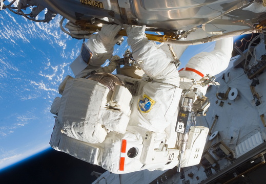 STS117-E-07820