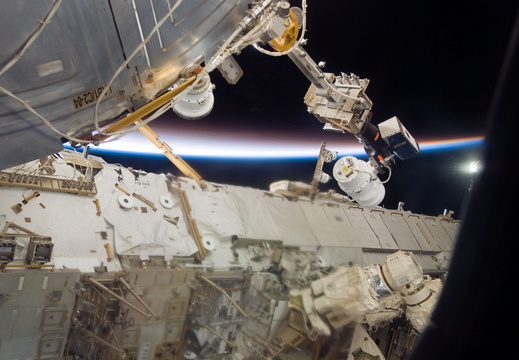 STS117-E-07883