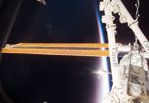 STS117-E-07887