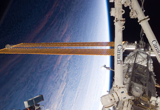 STS117-E-07891