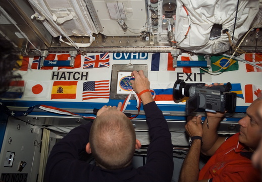 STS117-E-07898