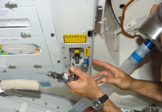 STS117-E-07905
