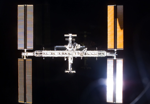 STS117-E-07994