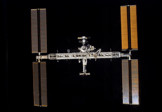 STS117-E-08000