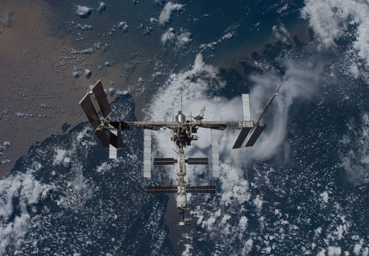 STS117-E-08029