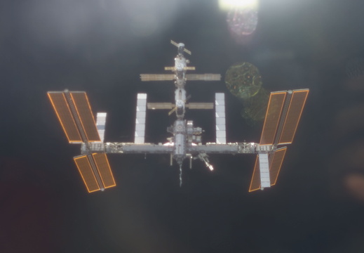STS117-E-08072