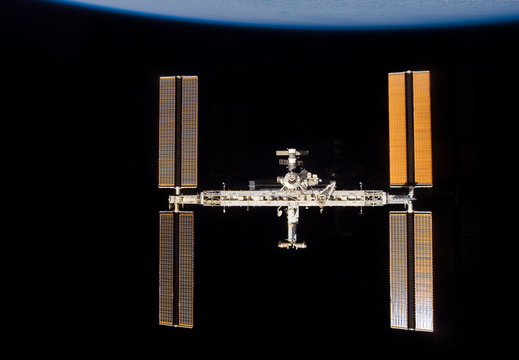 STS117-E-08733
