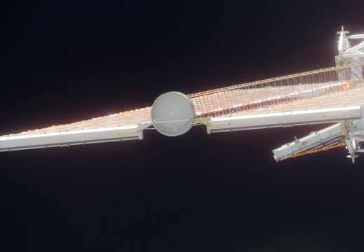 STS117-E-08811