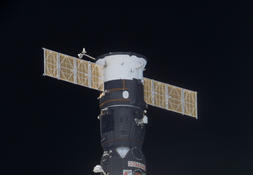STS117-E-08839