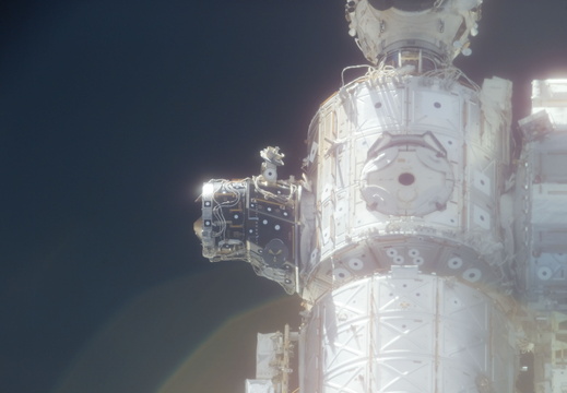STS117-E-08934