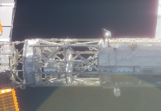 STS117-E-08942