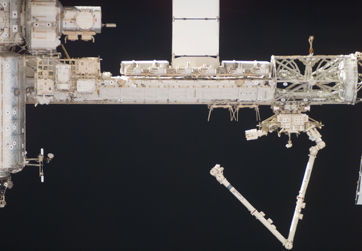 STS118-E-05985
