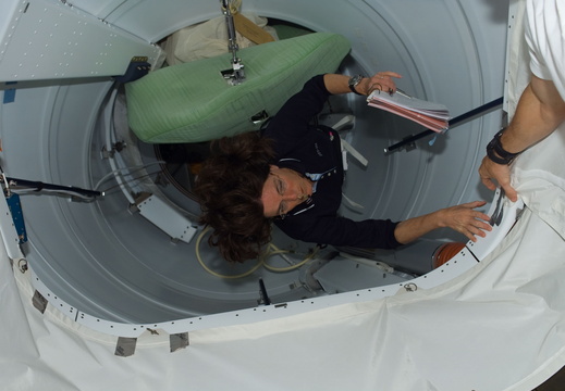 STS118-E-06155