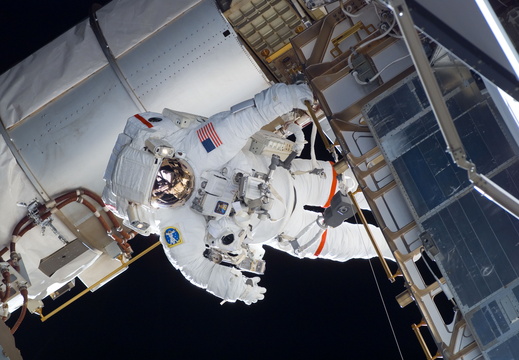 STS118-E-06302