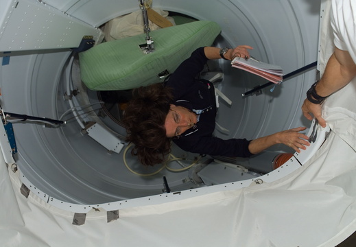 STS118-E-06525