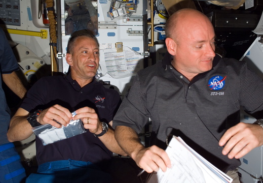 STS118-E-06916