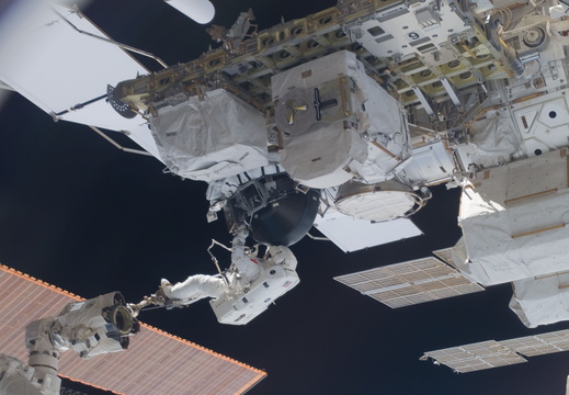STS118-E-06998