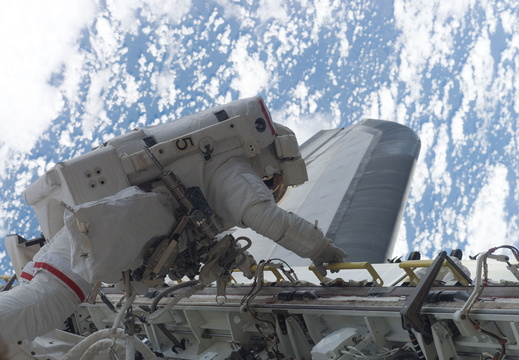 STS118-E-07002